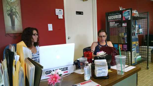 Images Maxwell Mini Storage