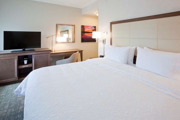 Images Hampton Inn Spicer Green Lake