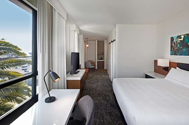 Images The Fort Sutter Hotel Sacramento, Tapestry Collection by Hilton