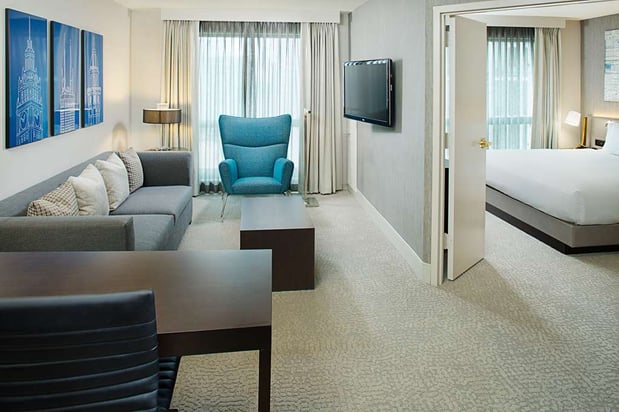 Images Hilton Chicago/Magnificent Mile Suites