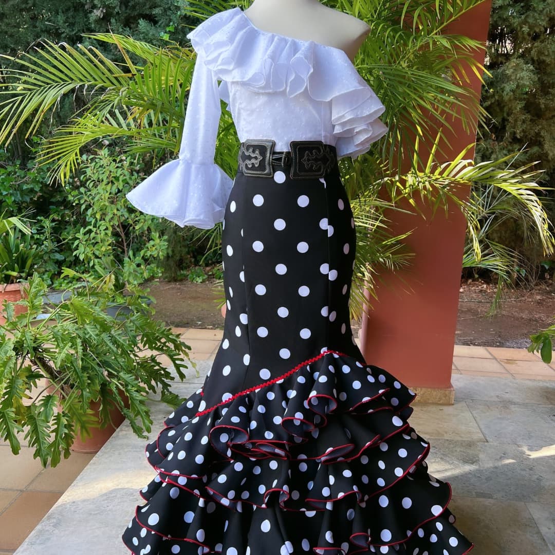 Images Moda Flamenca Pepa Sáez