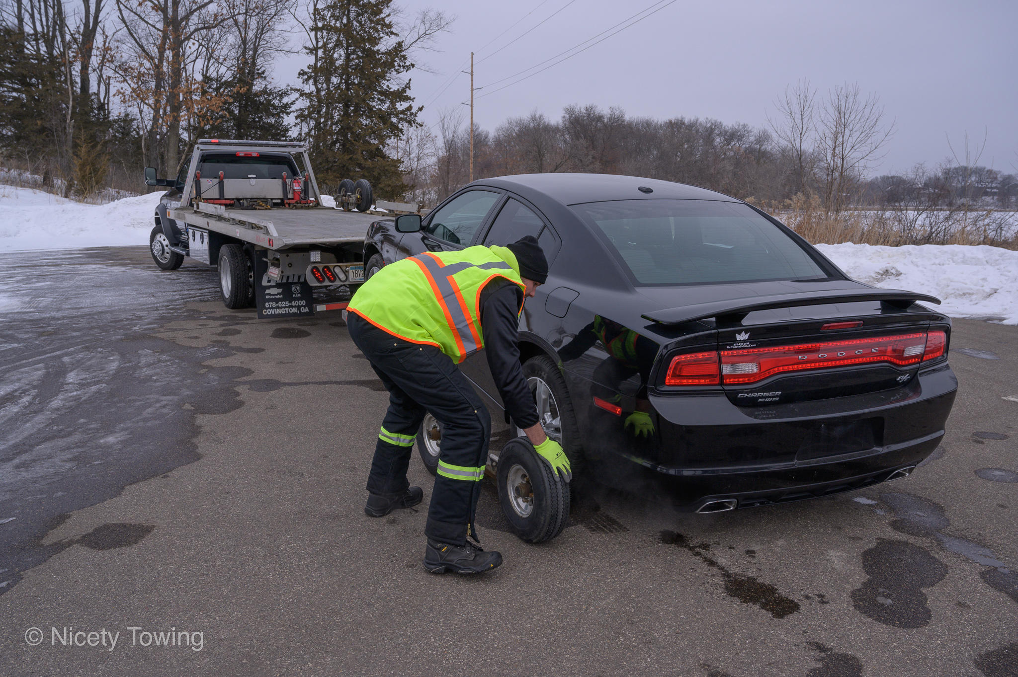 Nicety Towing Photo