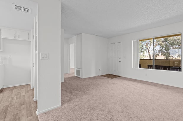 Images Highland Meadows Apartments