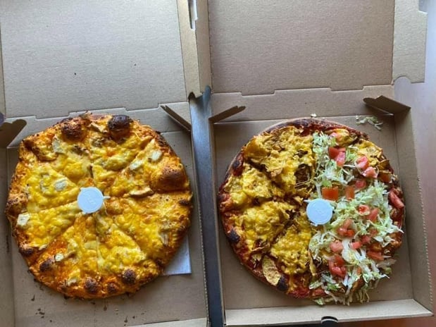 Images Fox's Pizza Den
