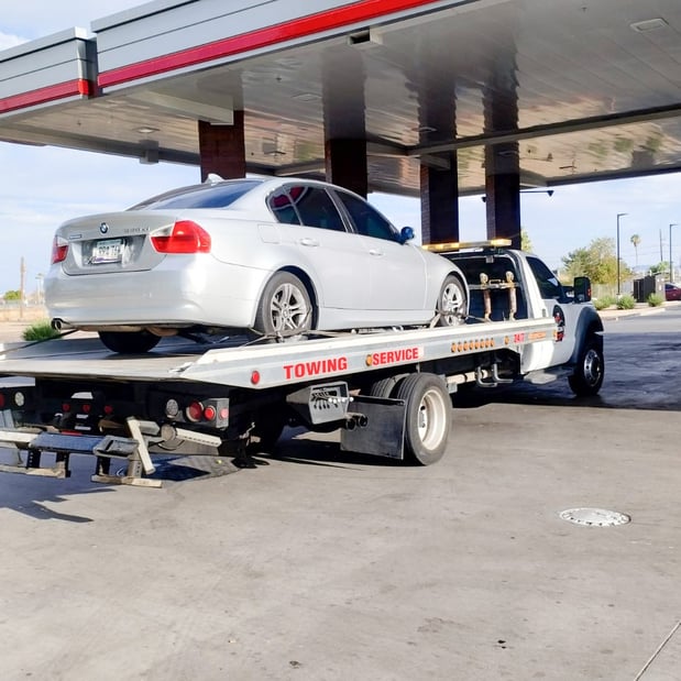 Images Garcia’s Towing Service