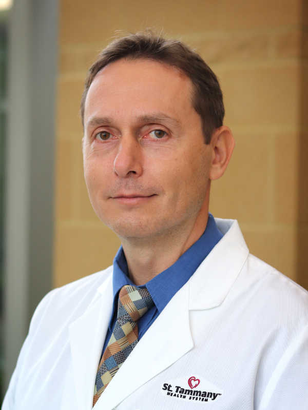 Headshot of Daniel Ilie, MD