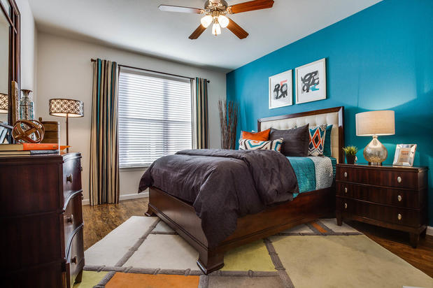 Images Orion McKinney Apartments