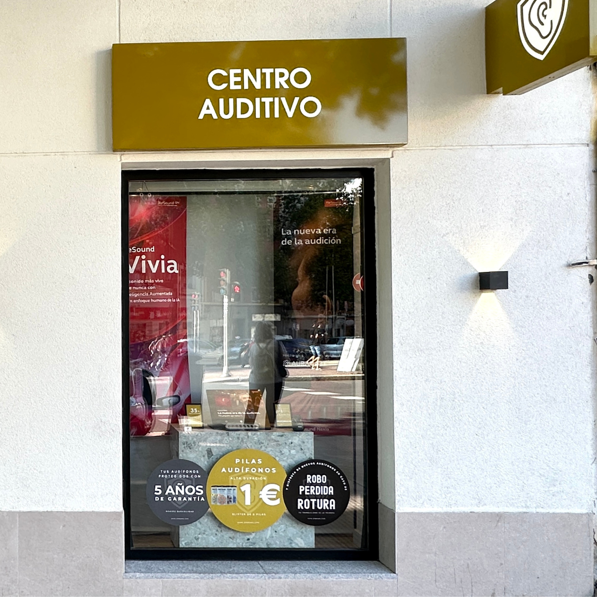 Images Centro Auditivo DrDears Madrid - Audífonos