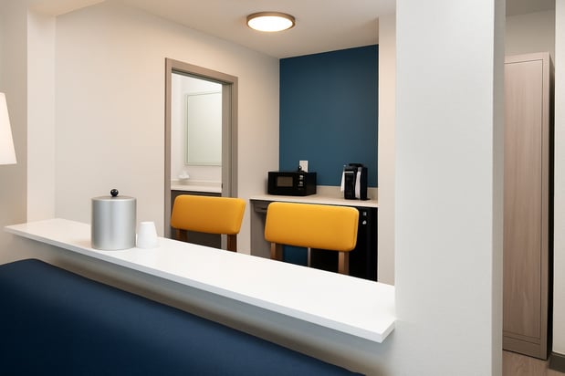 Images Holiday Inn Express & Suites Indianapolis - East by IHG