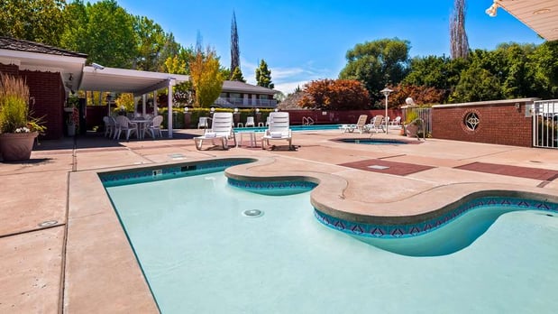 Images Baugh Motel, SureStay Collection by Best Western