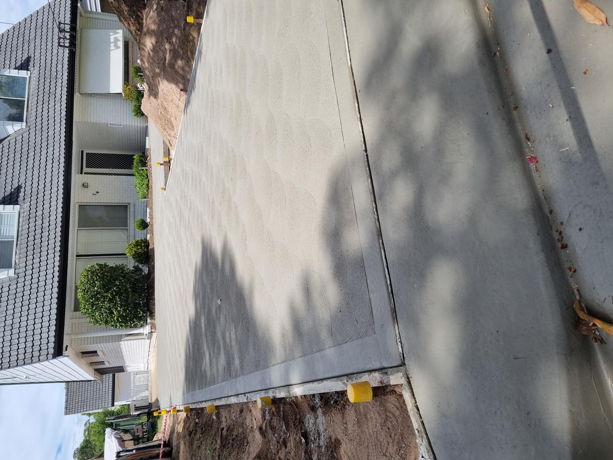 Images Modern Style Concreting & Landscaping