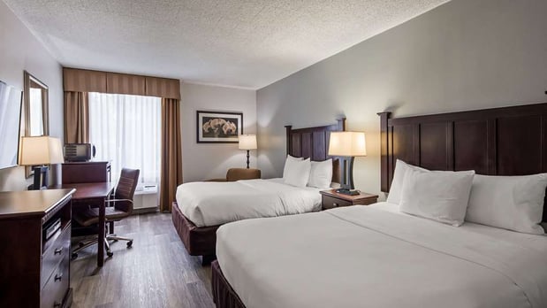 Images Best Western Paramus Hotel & Suites