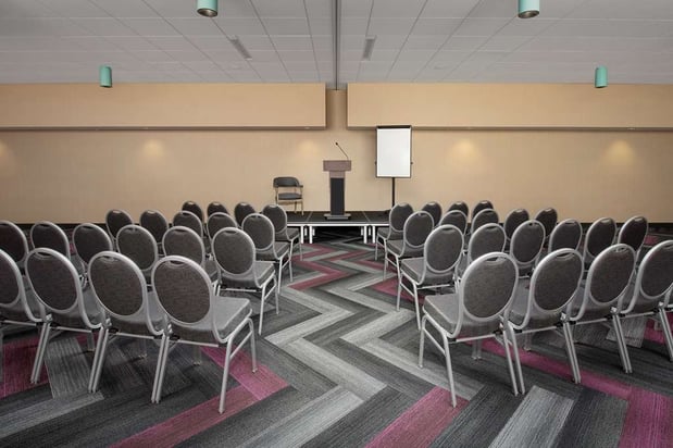 Images Tru by Hilton Orlando Convention Center Area