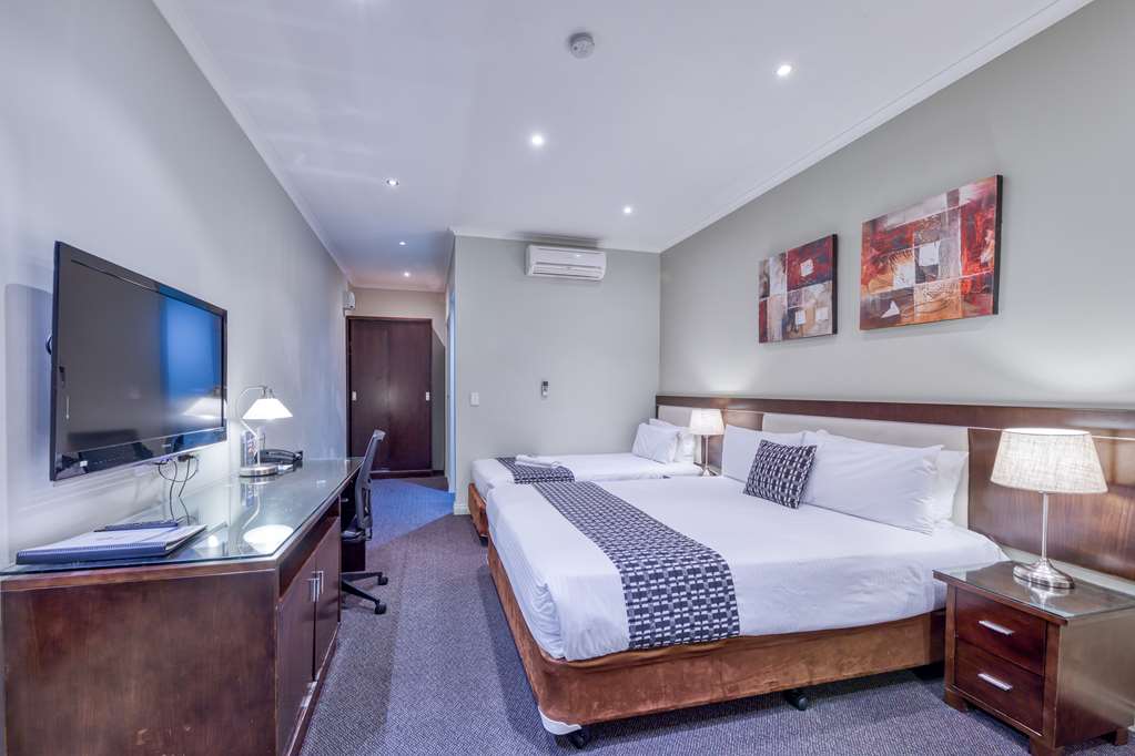 Twin Superior Room Best Western Airport Motel And Convention Centre Attwood (03) 9333 2200