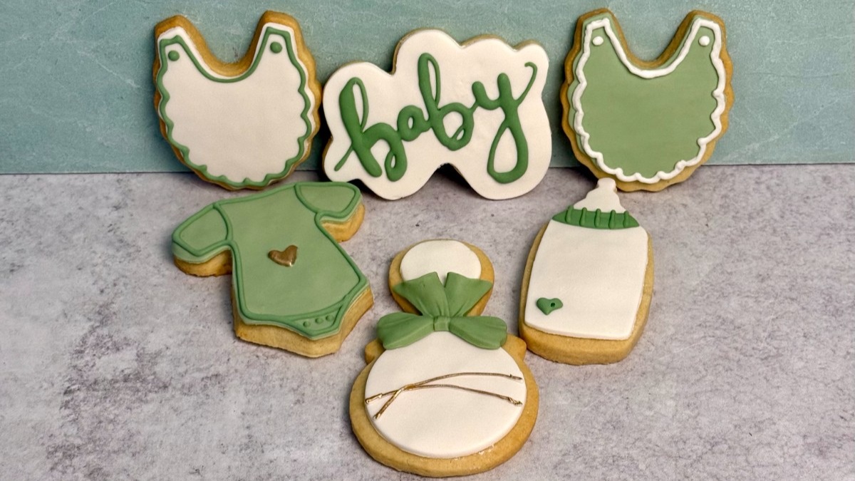Baby shower sugar cookies. 