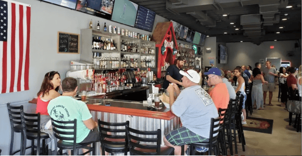 Images DOGZ Bar and Grill