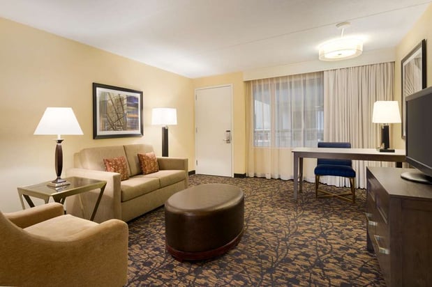 Images Embassy Suites by Hilton Boston Waltham