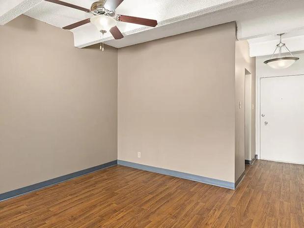 Images La Vida Buena Apartments