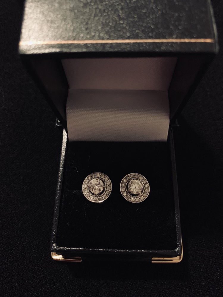 Gold Mart Jewelers Logo