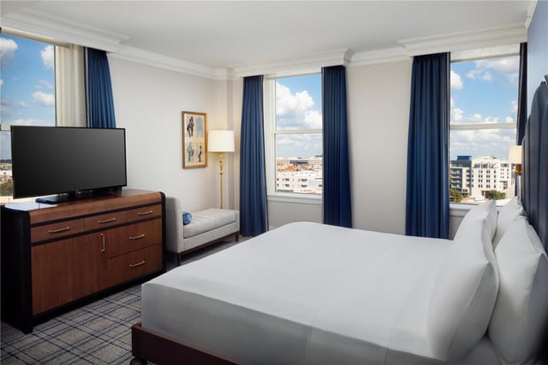 Images Skirvin Oklahoma City, a Hilton Hotel