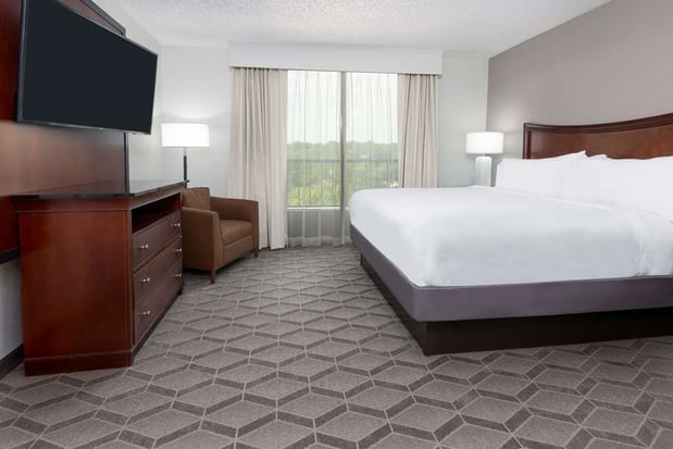 Images Embassy Suites by Hilton Dallas Park Central Area