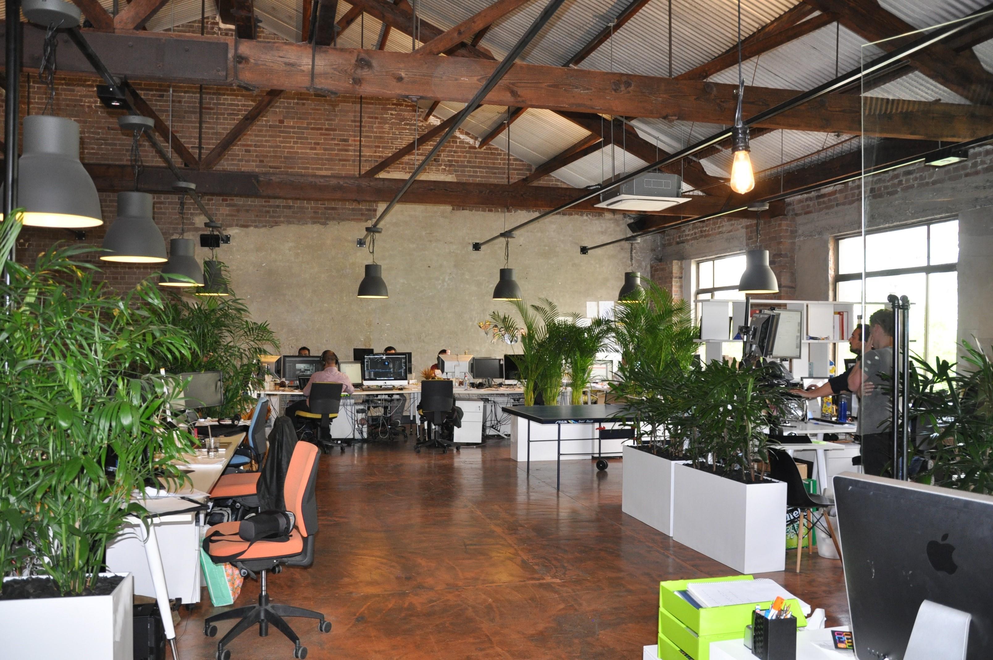 Images REBORN Digital Agency