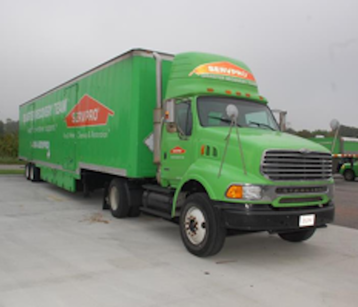As a recognized national leader in damage restoration, SERVPRO of Hyde Park–E. Bridgeport–Bronzeville has access to the resources needed to respond quickly to any size restoration job. The Disaster Recovery Teams are located throughout the country and possess the experience, equipment and trained personnel to handle any size disaster.