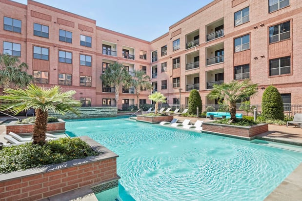 Images Camden Travis Street Apartments