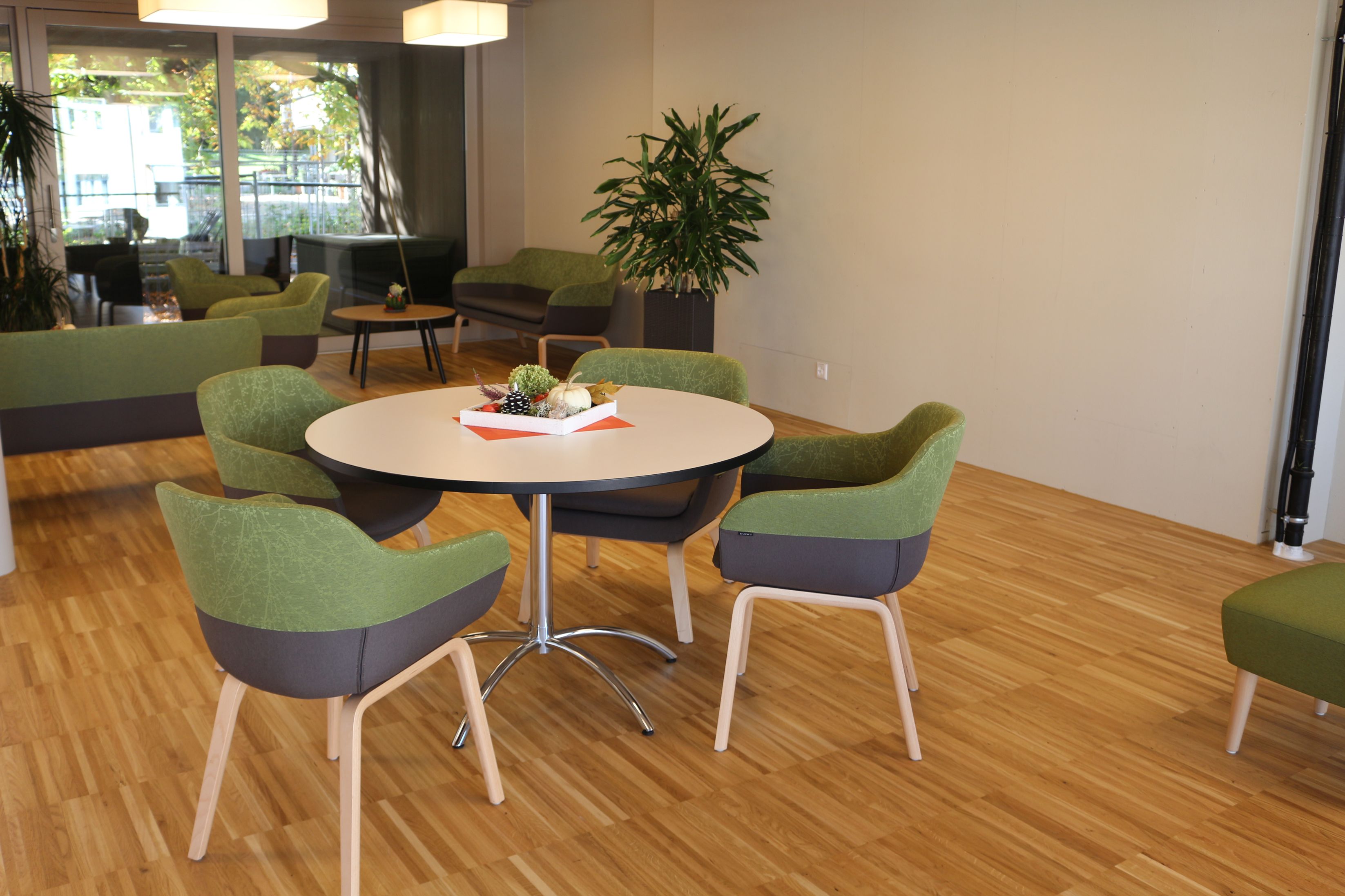 Bilder Wohn- und Pflegeheim Grünau AG