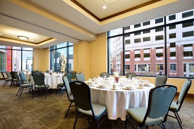 Images Hilton Garden Inn Baltimore Inner Harbor