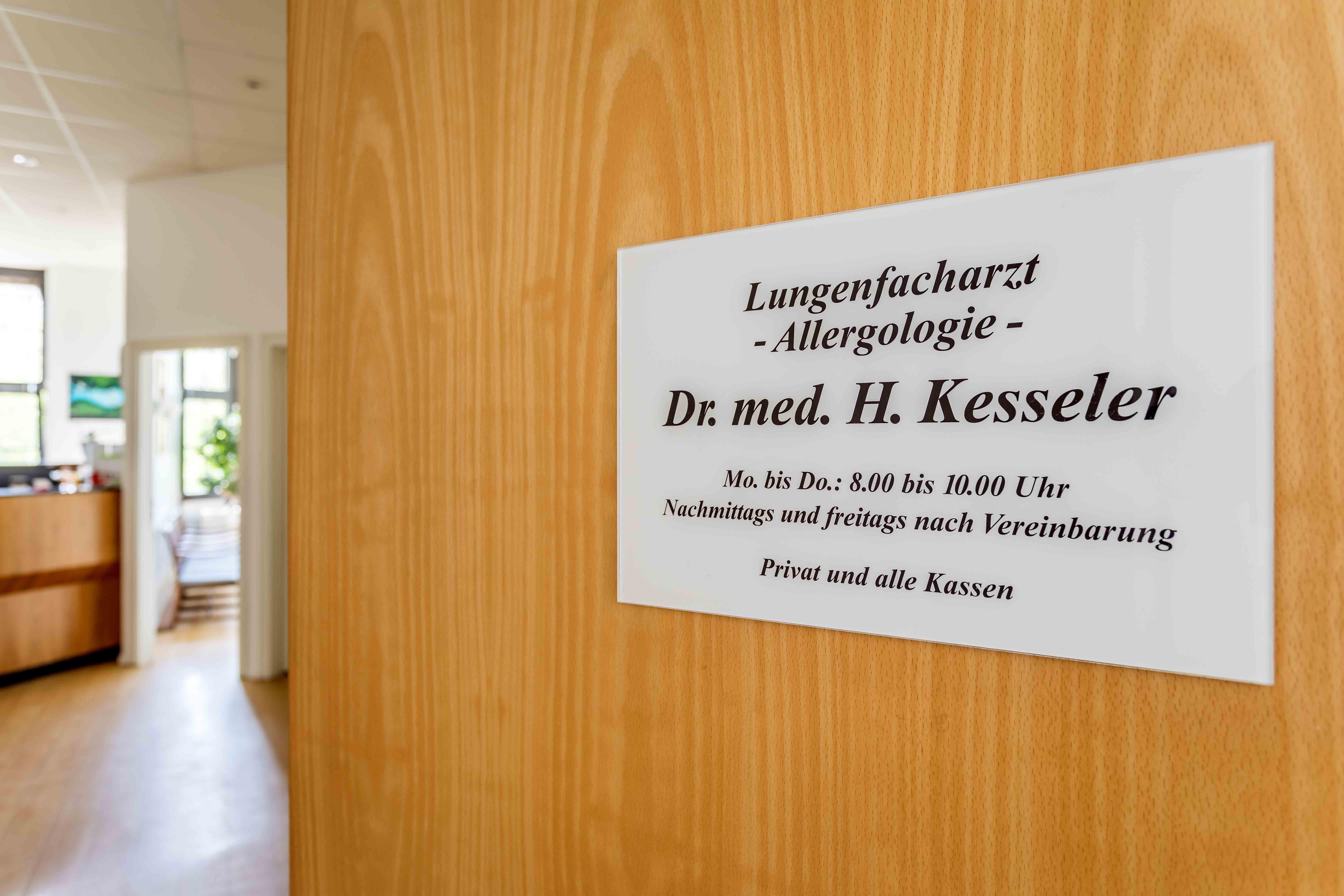 Bilder Dr. med. Hanshermann Kesseler Facharzt für Lungenheilkunde