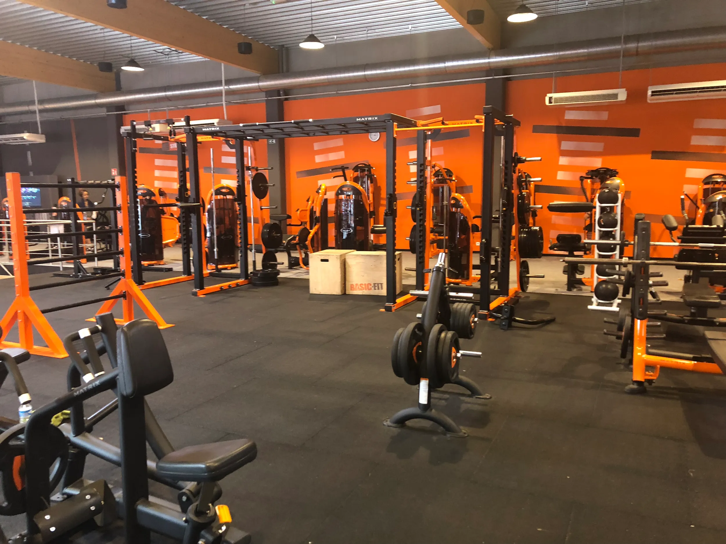 Images Basic-Fit 24/7