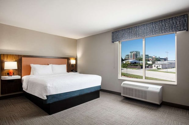 Images Hampton Inn by Hilton Green Bay Stadium