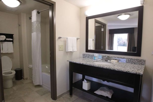 Images Hampton Inn & Suites Seneca-Clemson Area