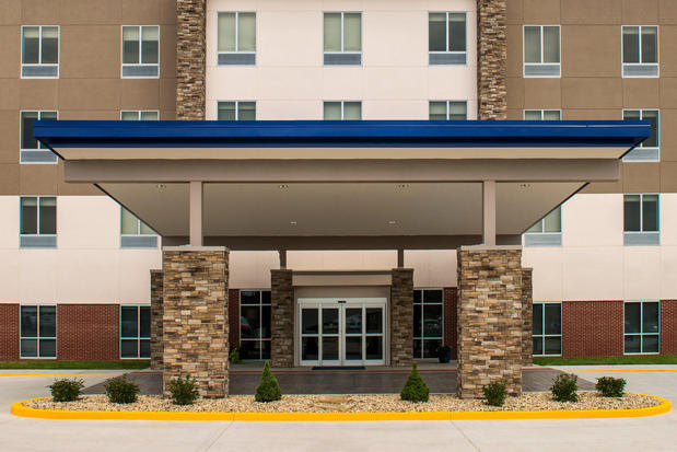 Images Holiday Inn Express Troy, an IHG Hotel