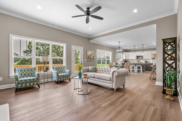 Images Sparks Homes & Home Renovations Inc