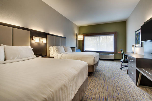 Images Holiday Inn Express & Suites Summerville by IHG