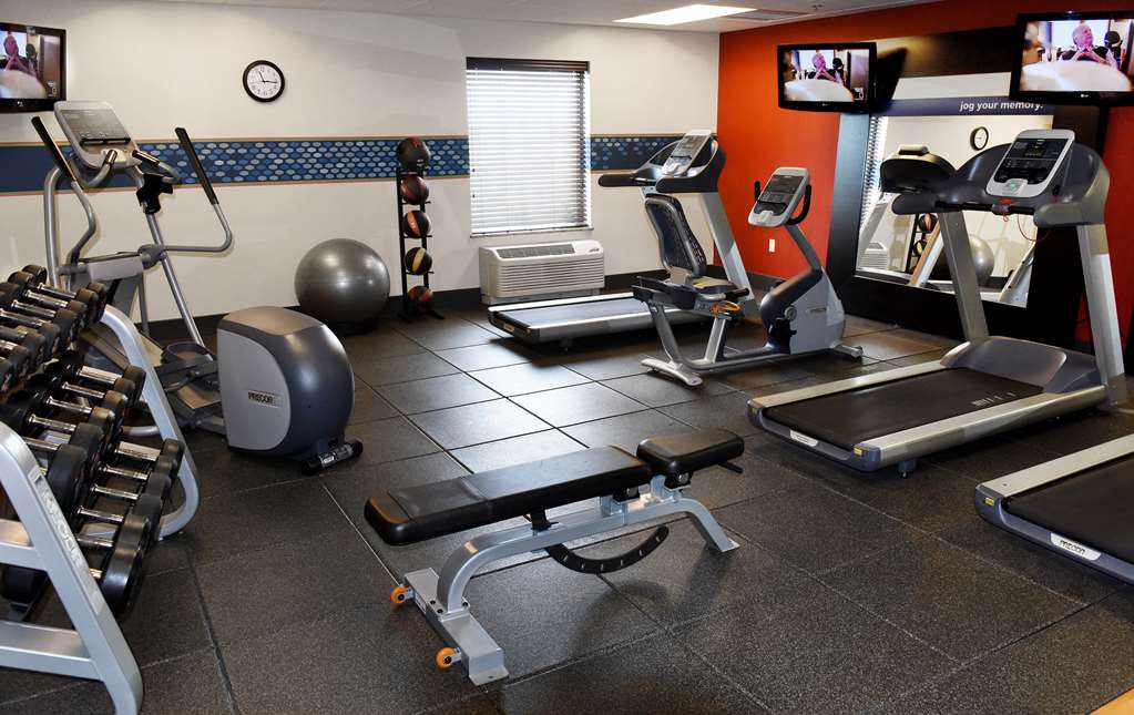Health club  fitness center  gym Hampton Inn & Suites Fargo Medical Center Fargo (701)356-8070