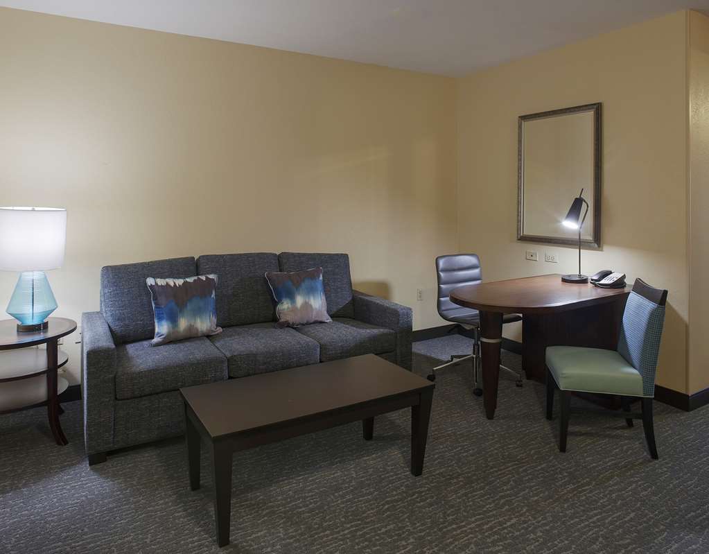 Guest room