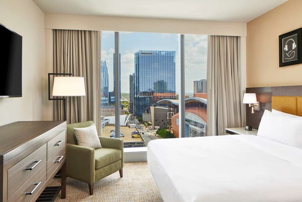 Images Embassy Suites by Hilton Nashville Downtown