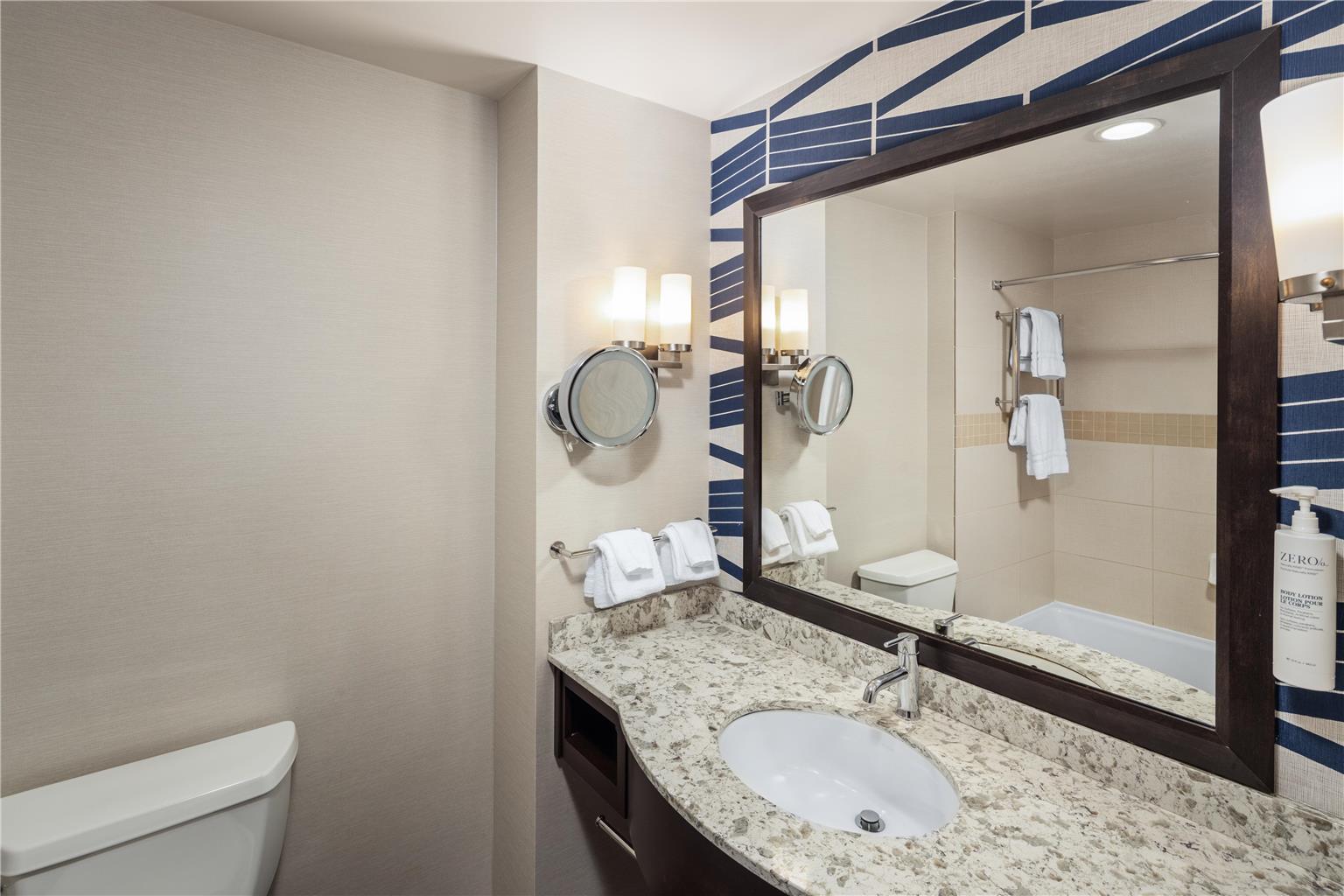 Guest room bath