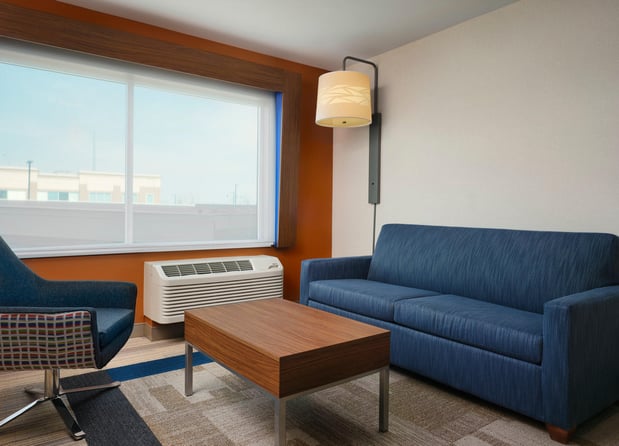 Images Holiday Inn Express & Suites Lockport by IHG