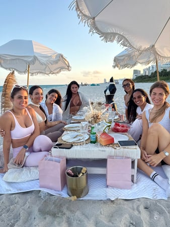 Images Lovely Miami Events