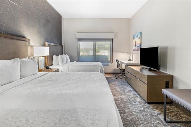 Images Best Western Valencia/Six Flags Inn & Suites