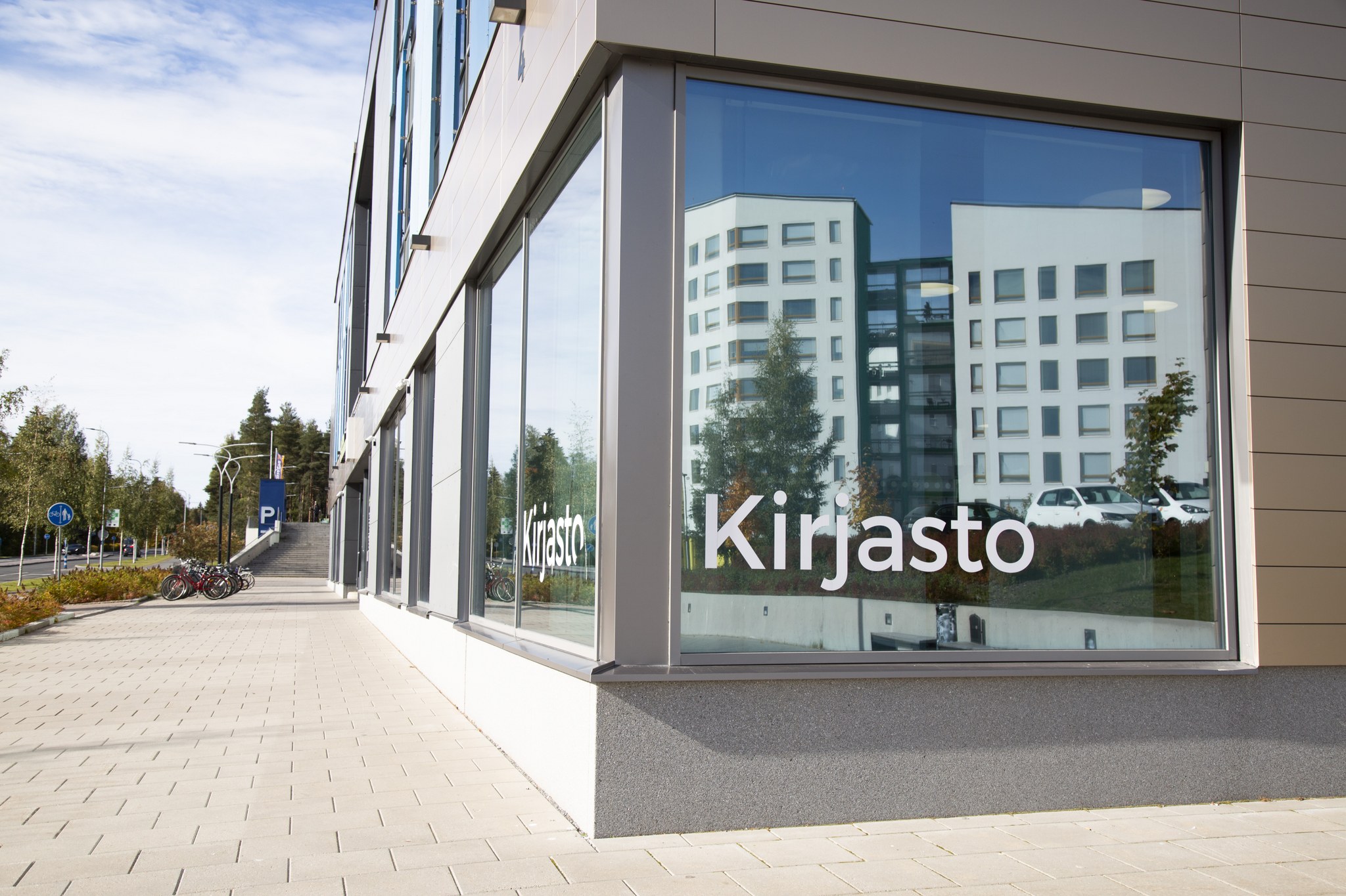 Images Tesoman kirjasto