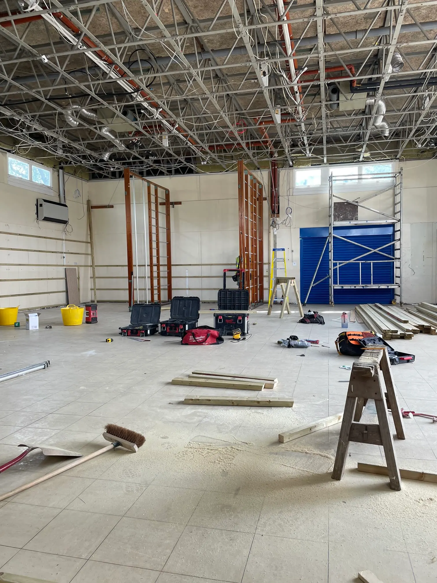 Images Austin and Jenkins Ltd