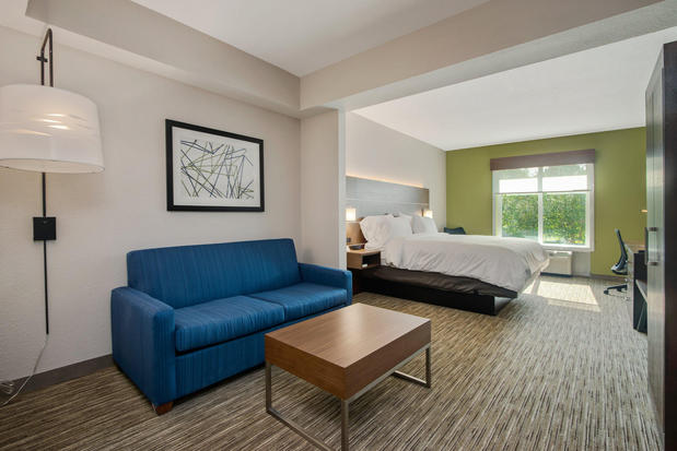 Images Holiday Inn Express & Suites Orlando - Apopka, an IHG Hotel