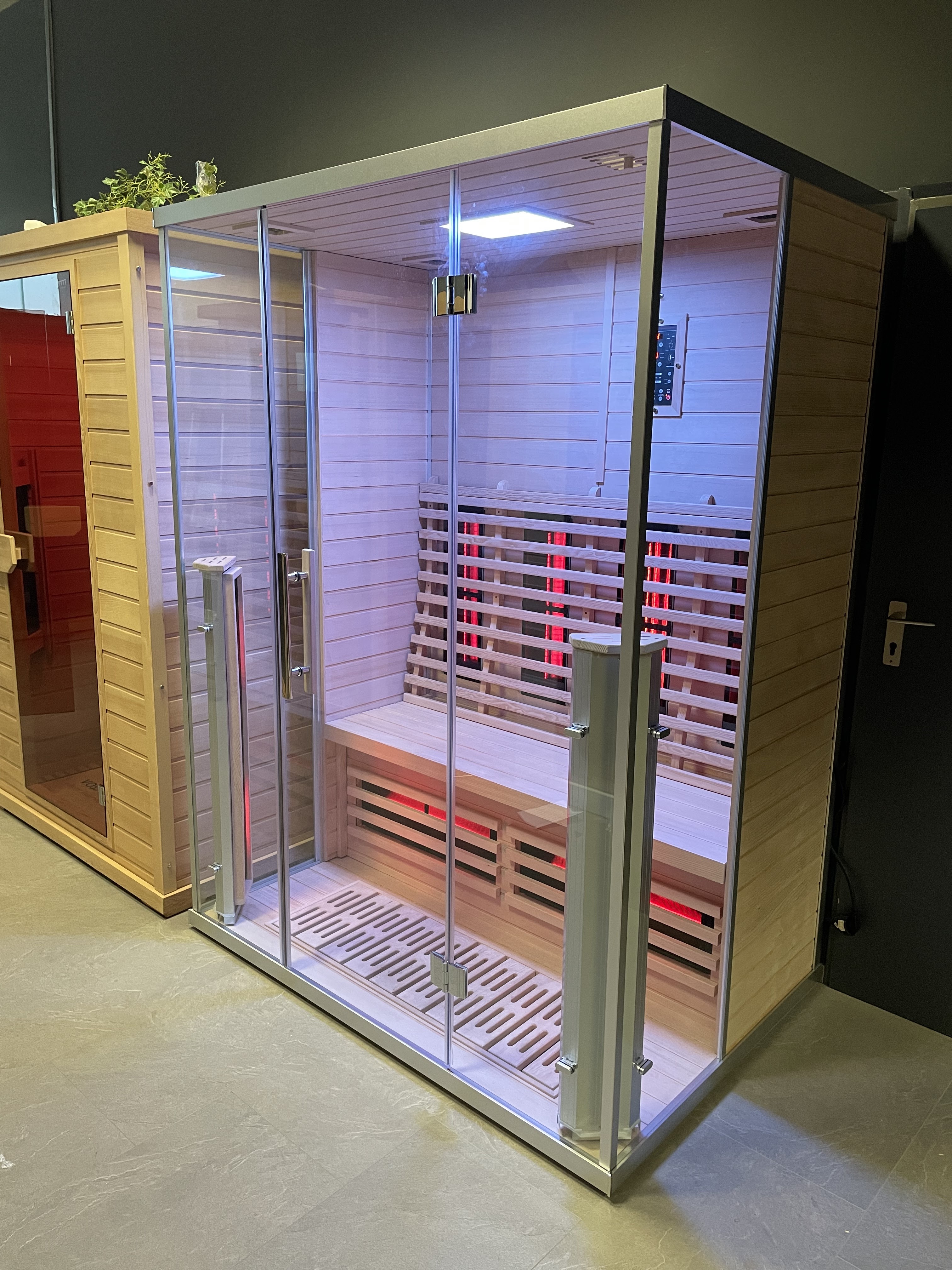 V-INFINITY Whirlpools, Zieglerstraße 6 in Hövelhof