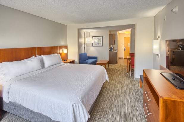 Images Holiday Inn Express & Suites Raleigh North - Wake Forest by IHG