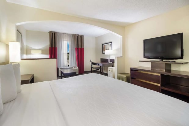 Images Best Western Suites Near Opryland